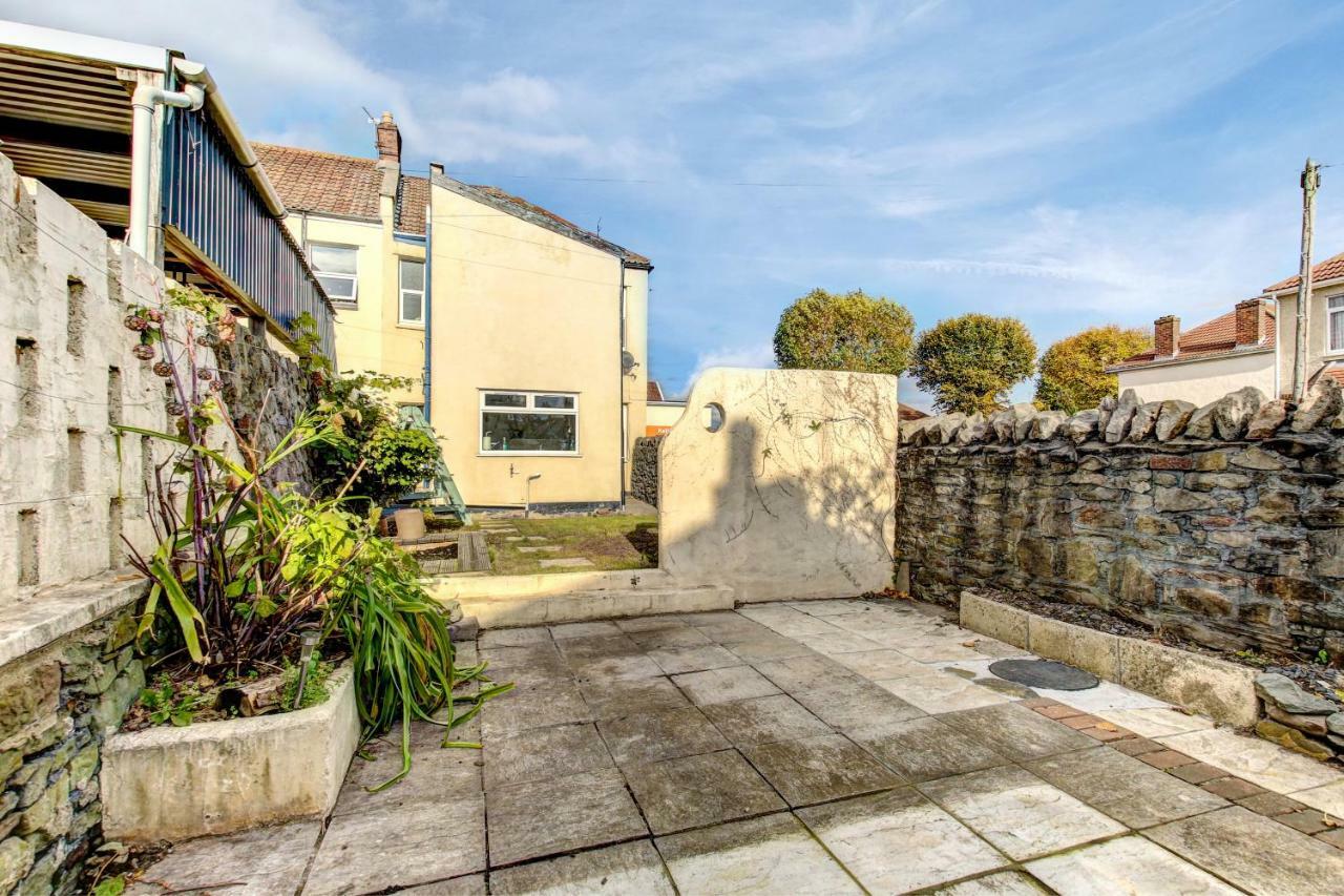 Lovely 3 Bed House In Bristol Exterior photo